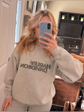 Vintage Harley-Davidson Embroidered Sweatshirt